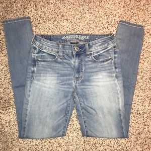 EUC💛A&E Light Wash Jegging
